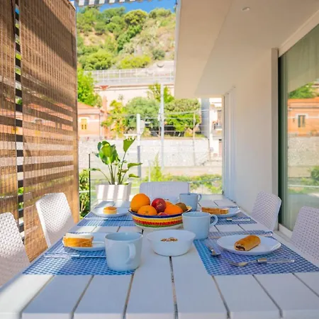 Apartment Paolone House Taormina Mare