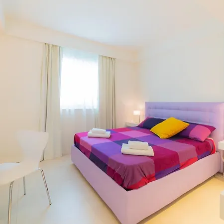 Paolone House Taormina Mare *